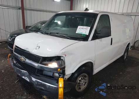 2020 Chevrolet Express G2500 из США, поврежденный, VIN 1GCWGAFG0L1229714